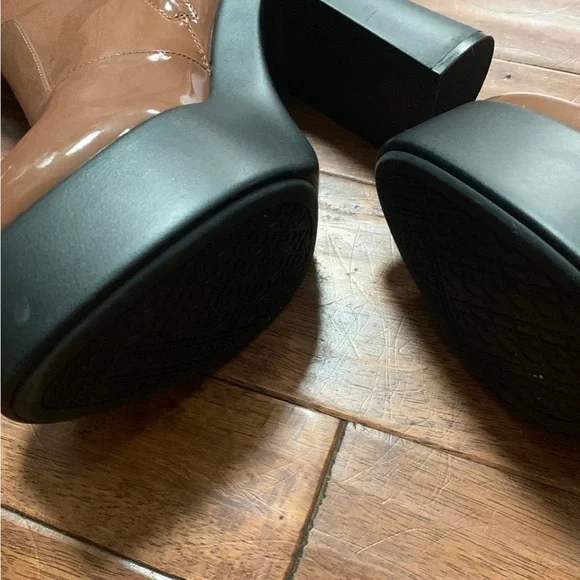 Gianni Bini Gb Levi Tate Patent Platform Mid Boots 8.5 - Picture 4 of 9